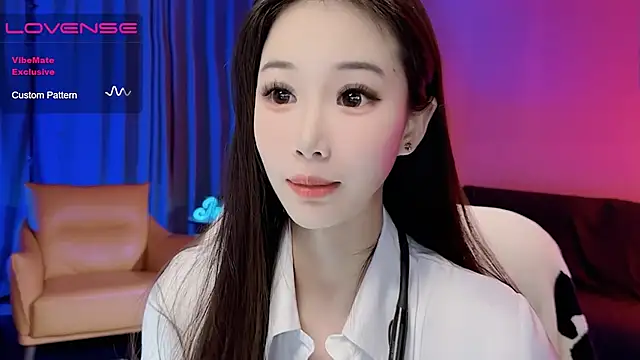 JoooJo  online show from December 2024 03:43:02 PM