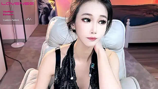 JoooJo  online show from September 2025 04:47:01 AM