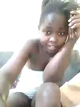 Snapshot of Sweetcecie01 chatting on March 2025 01:41:01 PM Sweetcecie01 online show from March 2025 01:41:01 PM