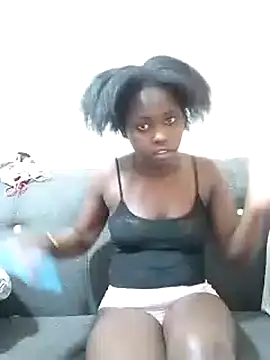 Snapshot of Sweetcecie01 chatting on September 2025 08:30:02 PM Sweetcecie01 online show from September 2025 08:30:02 PM