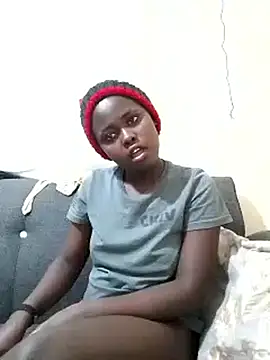 Snapshot of Sweetcecie01 chatting on September 2025 09:04:02 PM Sweetcecie01 online show from September 2025 09:04:02 PM