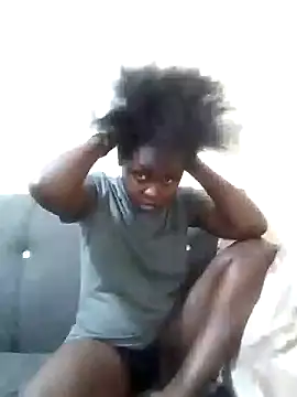 Snapshot of Sweetcecie01 chatting on September 2025 09:03:02 PM Sweetcecie01 online show from September 2025 09:03:02 PM