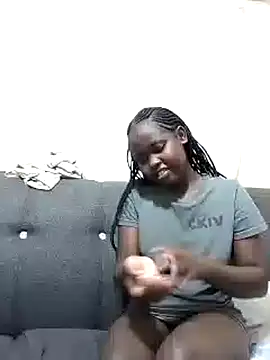 Snapshot of Sweetcecie01 chatting on September 2025 08:24:01 PM Sweetcecie01 online show from September 2025 08:24:01 PM