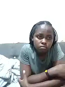 Snapshot of Sweetcecie01 chatting on October 2025 10:07:01 PM Sweetcecie01 online show from October 2025 10:07:01 PM