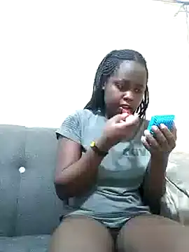 Snapshot of Sweetcecie01 chatting on October 2025 08:42:01 PM Sweetcecie01 online show from October 2025 08:42:01 PM