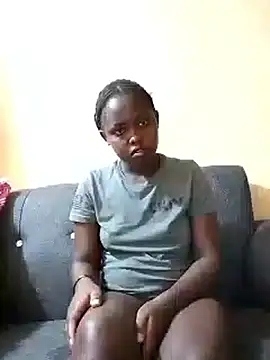 Snapshot of Sweetcecie01 chatting on November 2025 08:42:01 PM Sweetcecie01 online show from November 2025 08:42:01 PM