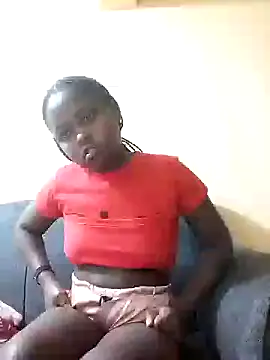 Snapshot of Sweetcecie01 chatting on November 2025 09:02:01 PM Sweetcecie01 online show from November 2025 09:02:01 PM