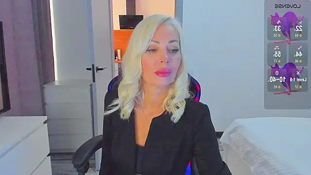 Miya Kisss online show from October 2025 09:06:02 AM