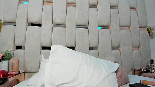 tamhy ferrara online show from December 2024 11:29:01 PM