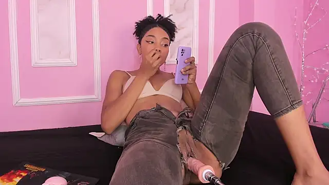 Juliette  3 online show from February 2025 12:34:01 PM