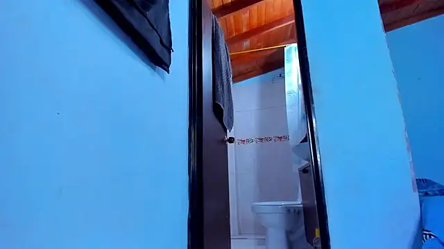 AngelaCoffee online show from February 2026 08:02:01 PM