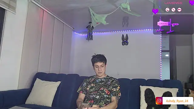 ashely ryan24 online show from October 2025 12:19:01 AM