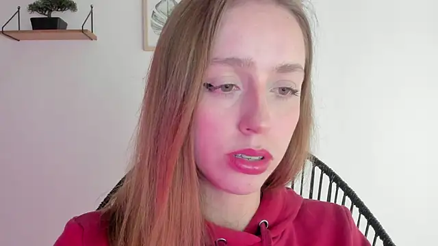 Snapshot of SofiaGc chatting on January 2025 04:10:01 AM SofiaGc online show from January 2025 04:10:01 AM