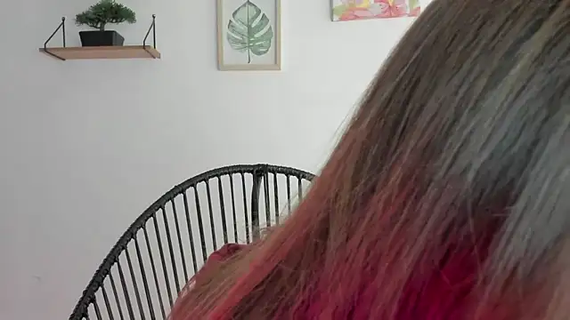 Snapshot of SofiaGc chatting on January 2025 07:15:01 AM SofiaGc online show from January 2025 07:15:01 AM