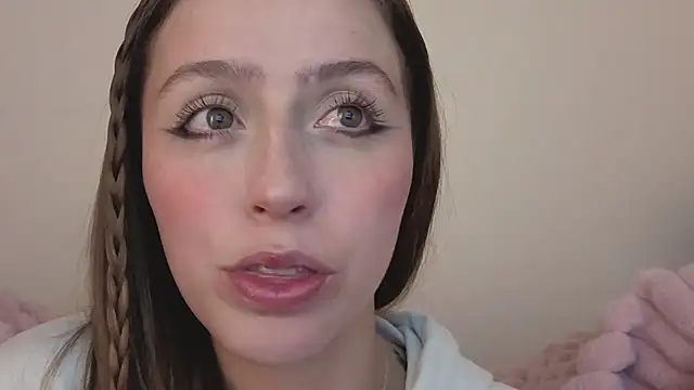 Snapshot of SofiaGc chatting on September 2025 03:39:02 AM SofiaGc online show from September 2025 03:39:02 AM