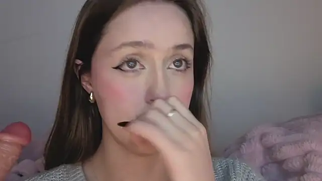 Snapshot of SofiaGc chatting on November 2025 04:15:02 AM SofiaGc online show from November 2025 04:15:02 AM