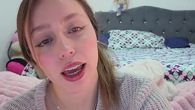 Snapshot of SofiaGc chatting on February 2026 03:49:01 AM SofiaGc online show from February 2026 03:49:01 AM