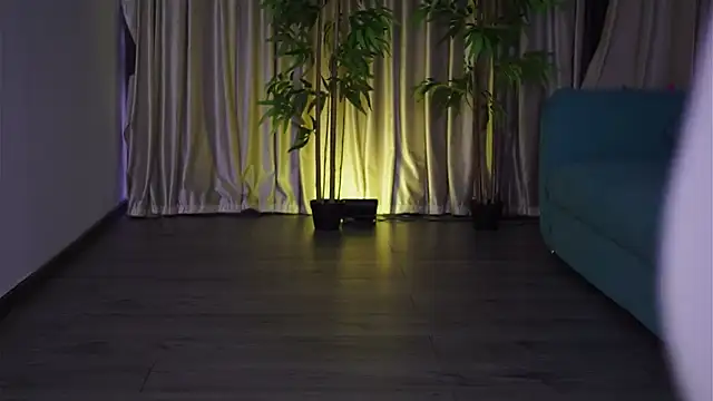 MissKiarra online show from February 2025 05:12:01 AM