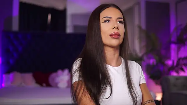 MissKiarra online show from September 2025 06:17:02 AM