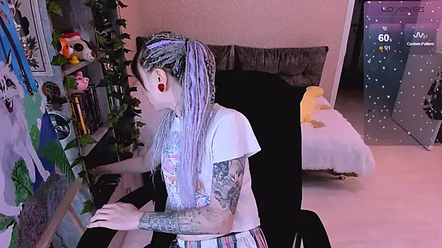 NaniMoore online show from December 2024 06:11:01 AM