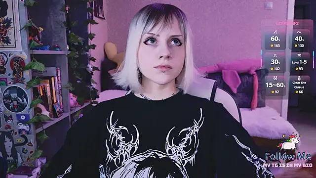 NaniMoore online show from April 2026 08:13:02 PM