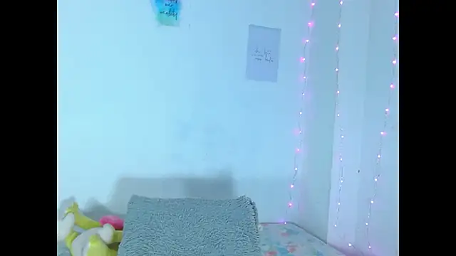 auroraa sexy online show from February 2025 07:33:01 PM