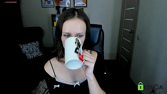 FrancescaCollins online show from October 2025 11:21:02 AM