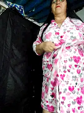 clarita 01 online show from April 2026 01:01:01 PM