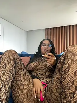 Indianbutter11 online show from October 2025 06:14:02 AM