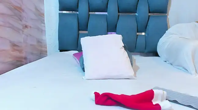 nymphomanya online show from December 2024 06:37:01 AM