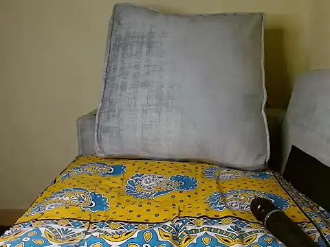 lavishh linds online show from March 2025 04:30:02 AM