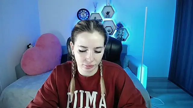 SabrinViolet online show from January 2026 09:04:02 AM