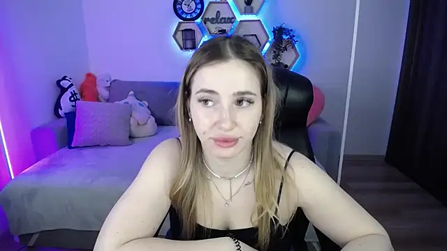 SabrinViolet online show from March 2026 09:13:01 AM