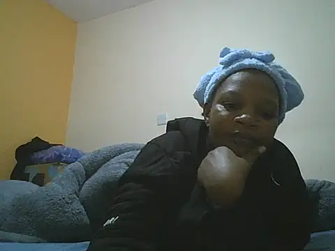 clakemmy250 online show from June 2026 09:46:01 PM