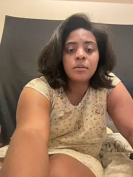 Snapshot of prettlovely14 chatting on December 2025 07:55:01 PM prettlovely14 online show from December 2025 07:55:01 PM