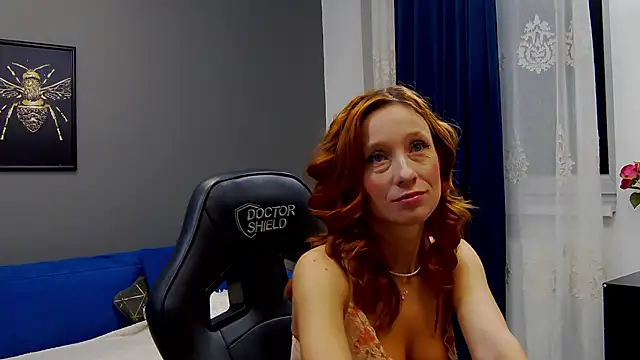 AnneHove online show from February 2025 03:12:01 AM