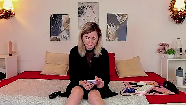 AriFleow online show from January 2025 12:07:02 PM