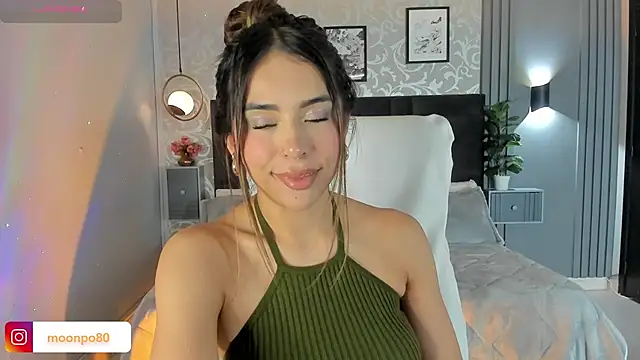 Luna  Ponce online show from March 2025 04:53:01 PM