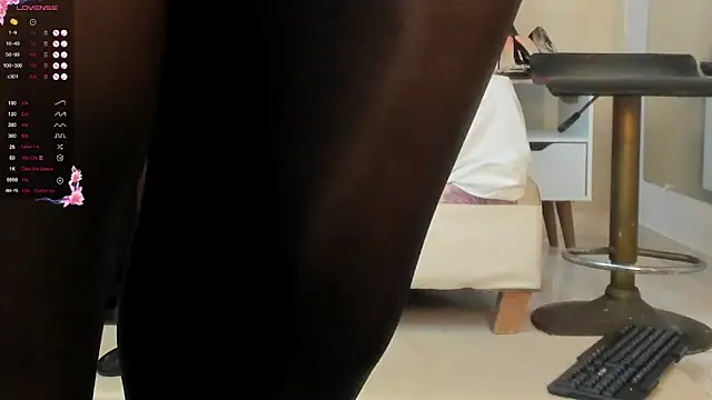 Snapshot of Sara_Gomez chatting on February 2025 09:34:02 AM Sara Gomez online show from February 2025 09:34:02 AM