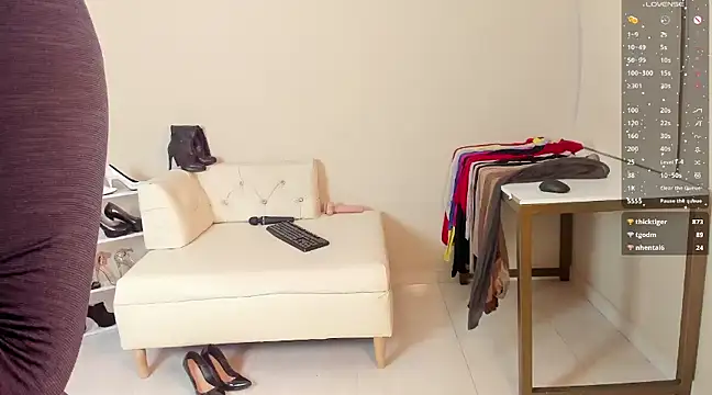 Snapshot of Sara_Gomez chatting on March 2025 11:31:01 AM Sara Gomez online show from March 2025 11:31:01 AM