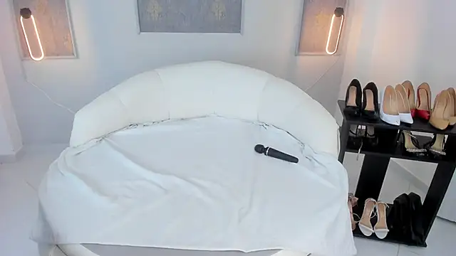 Snapshot of Sara_Gomez chatting on March 2026 07:43:02 PM Sara Gomez online show from March 2026 07:43:02 PM