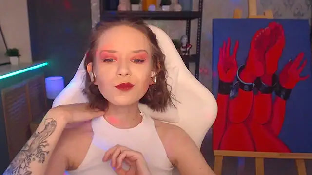 FascinatingEyess online show from December 2024 10:07:02 PM