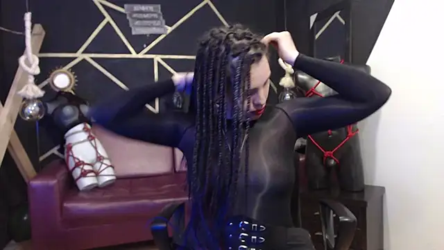 Snapshot of elizatexx chatting on December 2024 04:45:01 AM elizatexx online show from December 2024 04:45:01 AM