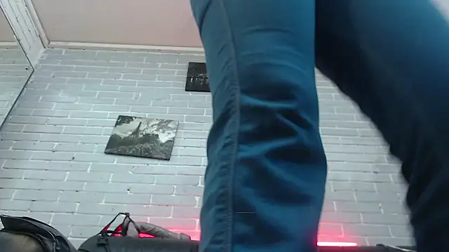 Snapshot of elizatexx chatting on January 2025 08:48:02 PM elizatexx online show from January 2025 08:48:02 PM