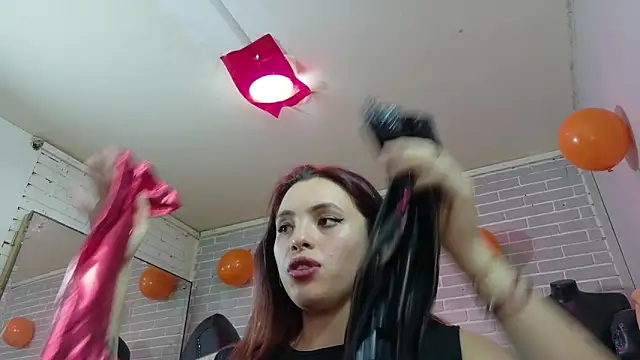 Snapshot of elizatexx chatting on October 2025 11:16:01 PM elizatexx online show from October 2025 11:16:01 PM