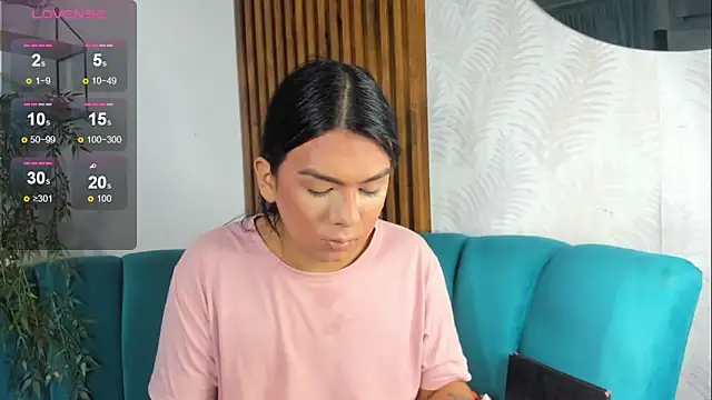 Snapshot of yossi_peach_cute chatting on December 2025 10:16:02 PM yossi peach cute online show from December 2025 10:16:02 PM