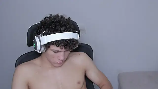 laurent nova online show from October 2025 07:07:02 AM