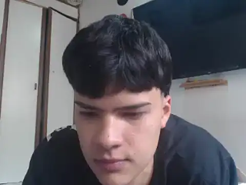 Snapshot of masterdaniel88 chatting on March 2025 01:38:02 PM masterdaniel88 online show from March 2025 01:38:02 PM
