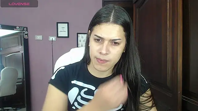 Luciana Ortiz1 online show from February 2025 02:38:02 PM