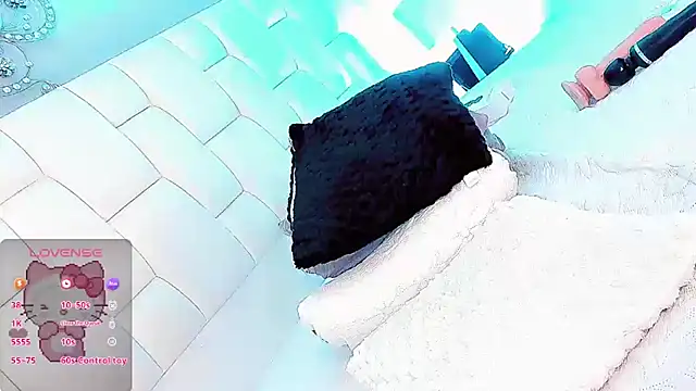 Sofi hdz online show from March 2025 11:49:01 PM